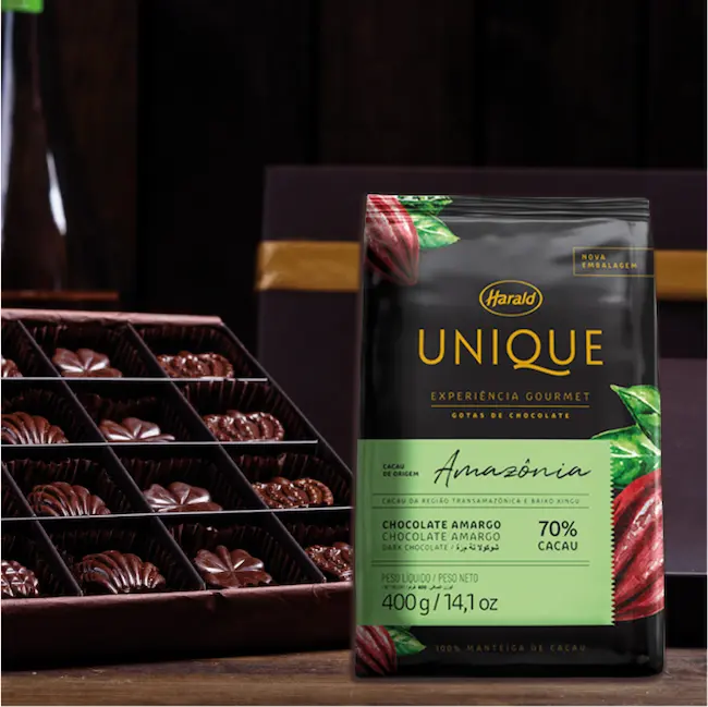 Bolsa Harald Unique Amazonia 70% cacao junto a bombones de chocolate amargo